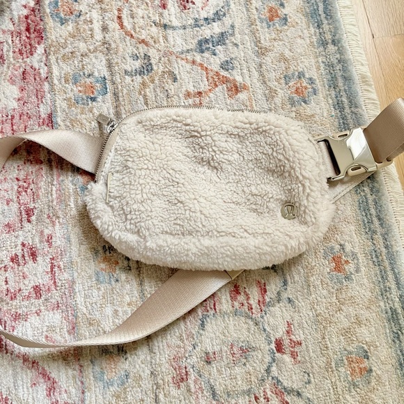 lululemon athletica Handbags - Lululemon Belt Bag